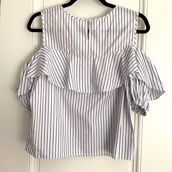 Top - Picture 2 of 3